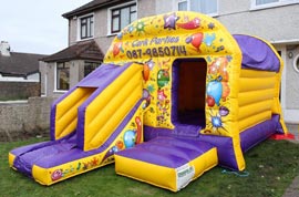 Bounce House with Slide Cork
